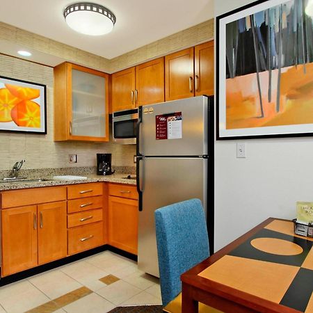 Residence Inn Phoenix Glendale Sports & Entertainment District מראה חיצוני תמונה