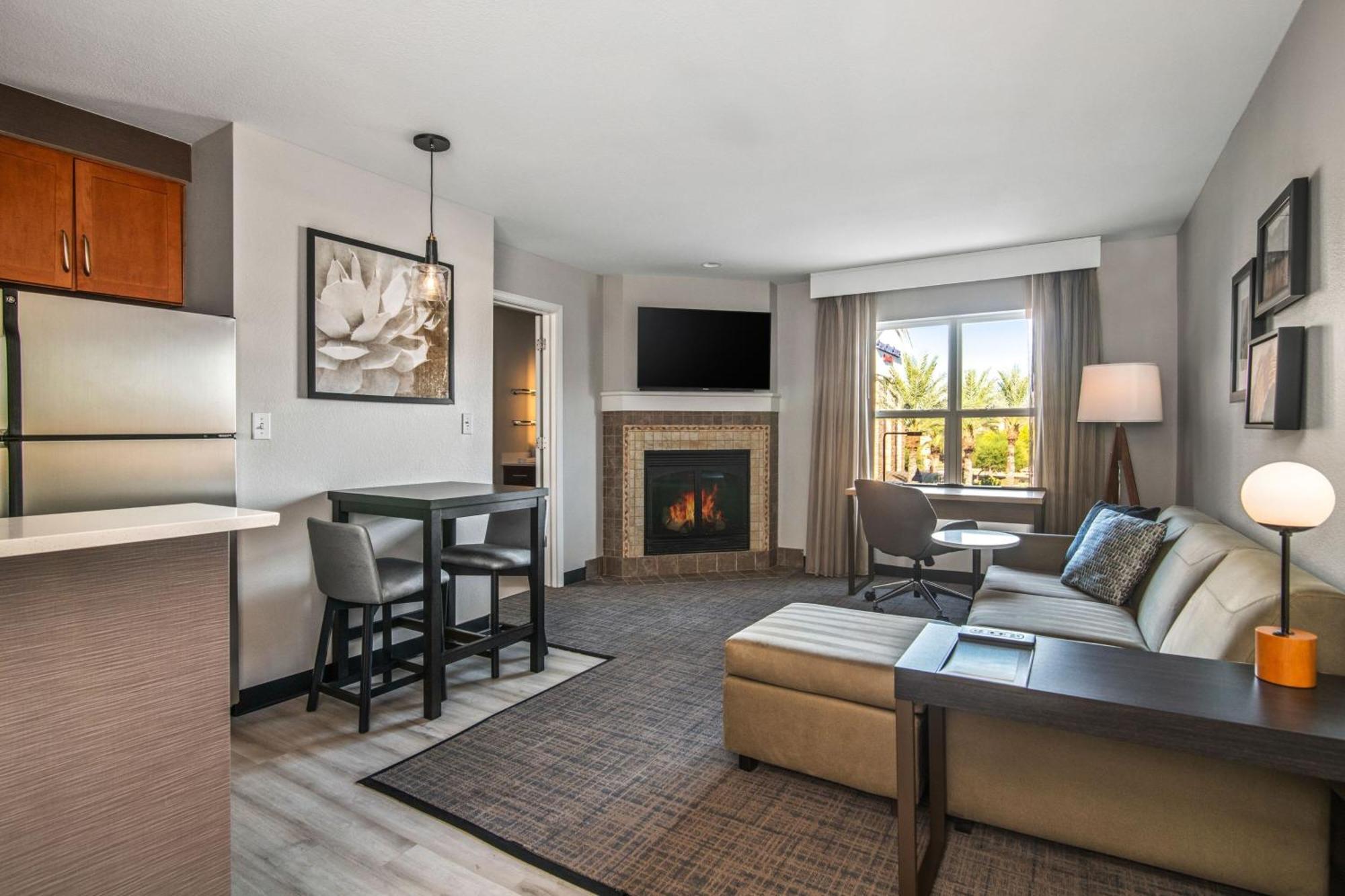 Residence Inn Phoenix Glendale Sports & Entertainment District מראה חיצוני תמונה