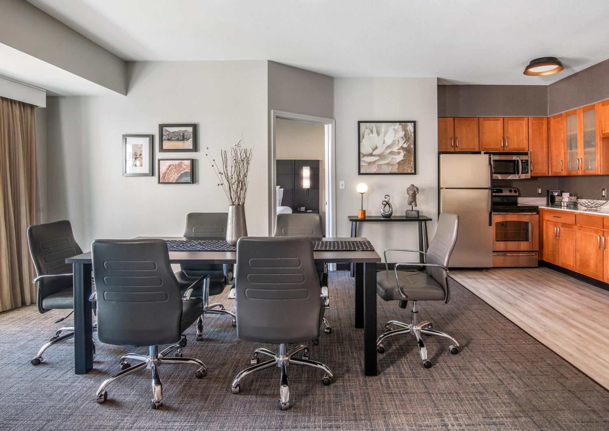 Residence Inn Phoenix Glendale Sports & Entertainment District מראה חיצוני תמונה