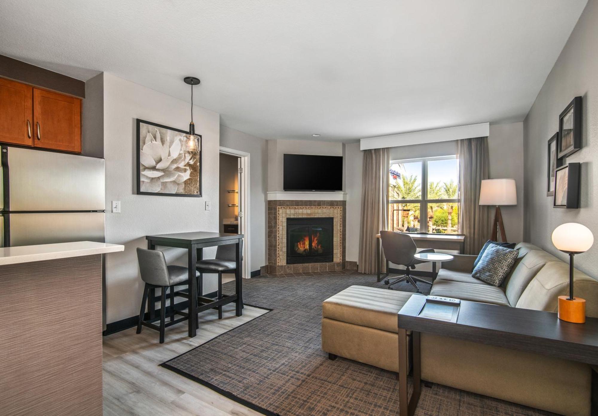 Residence Inn Phoenix Glendale Sports & Entertainment District מראה חיצוני תמונה